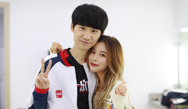 上晒出了自 上晒出了自